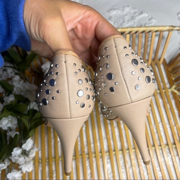Diana Von Furstenberg Nude Silver Studded Heels sz 7.5 - Picture 7 of 10
